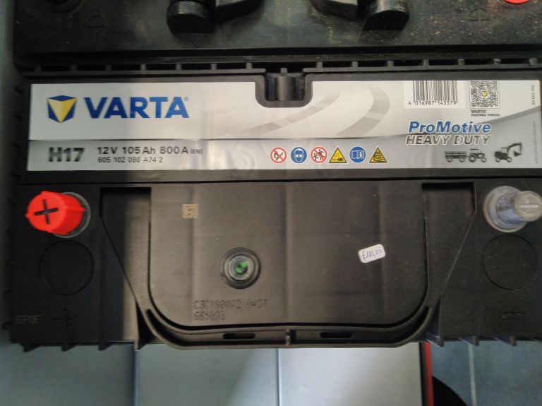 Batteria avviamento Varta 12V - 105ah - 800 en, polo positivo a destra